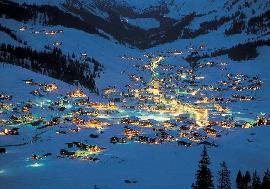 Exclusive Immobilien in Österreich - Einzigartige Chalet in Lech am Arlberg zu verkaufen